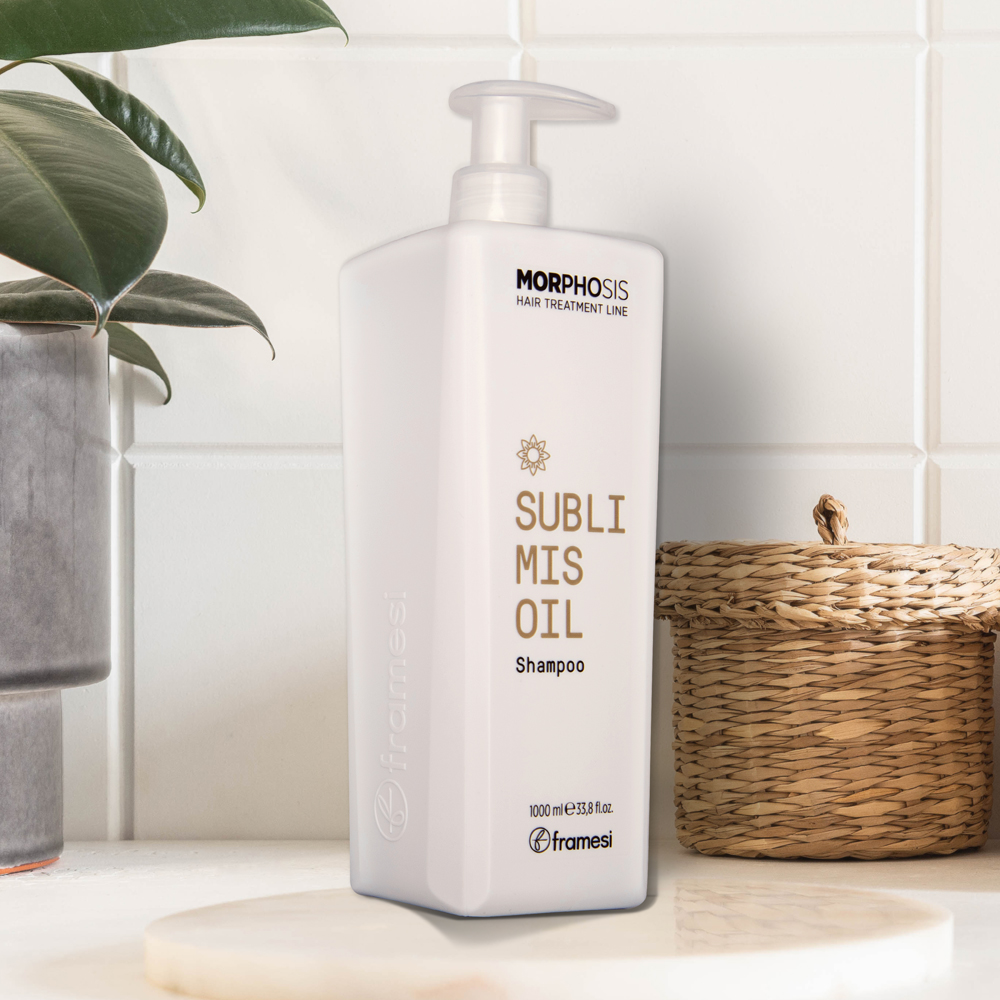 subli-mis-oil-shampoo-front_Lifestyle