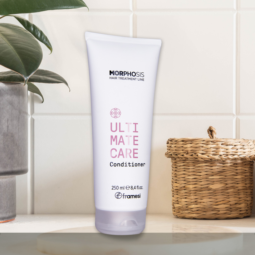 UltimateCare_Conditioner 250 front_Lifestyle